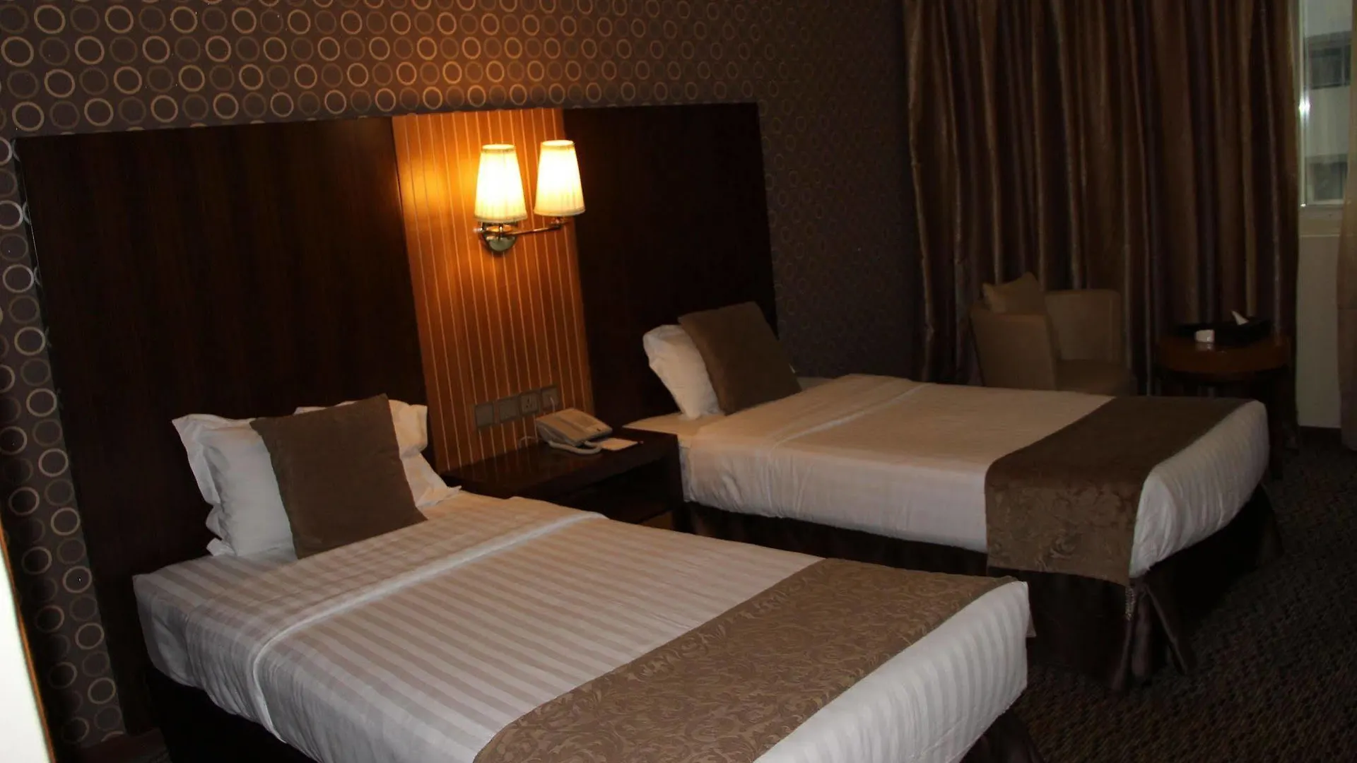 Hotel Fortune Plaza Hotel, Dubai Airport