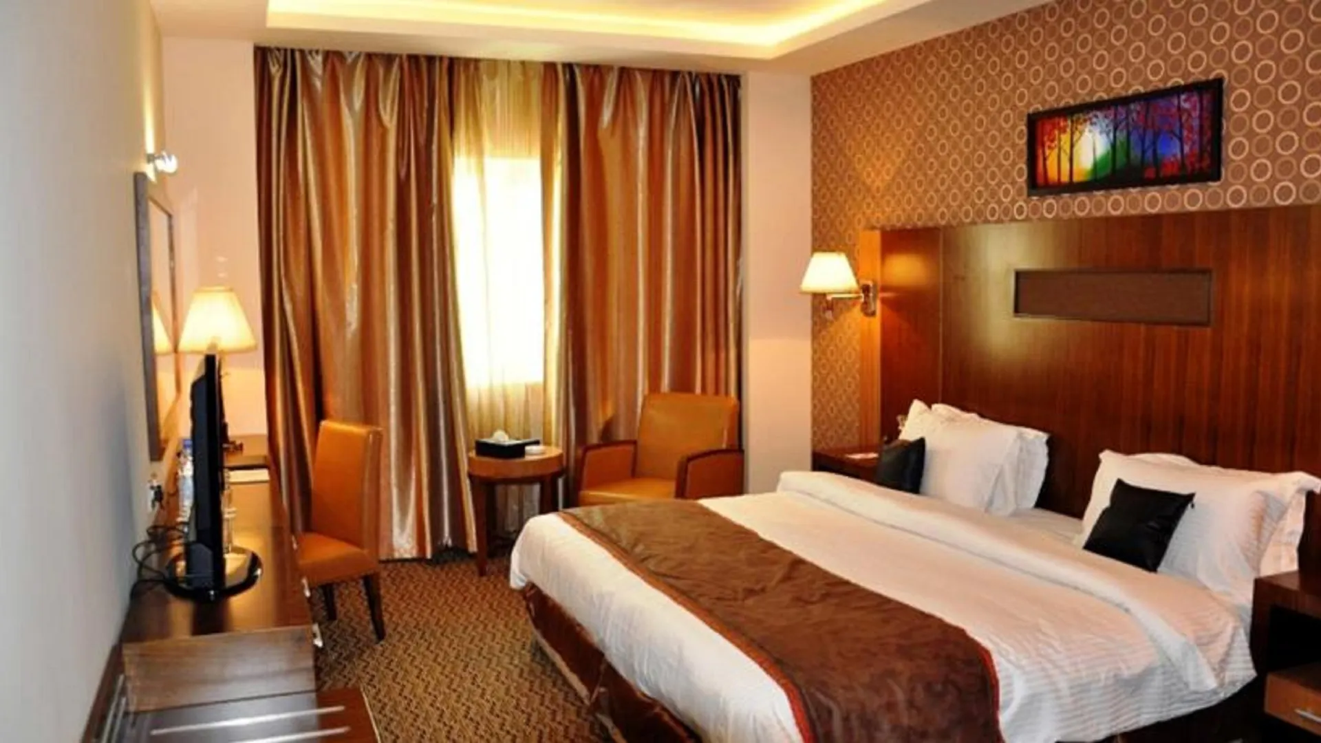 Fortune Plaza Hotel, Dubai Airport Hotel