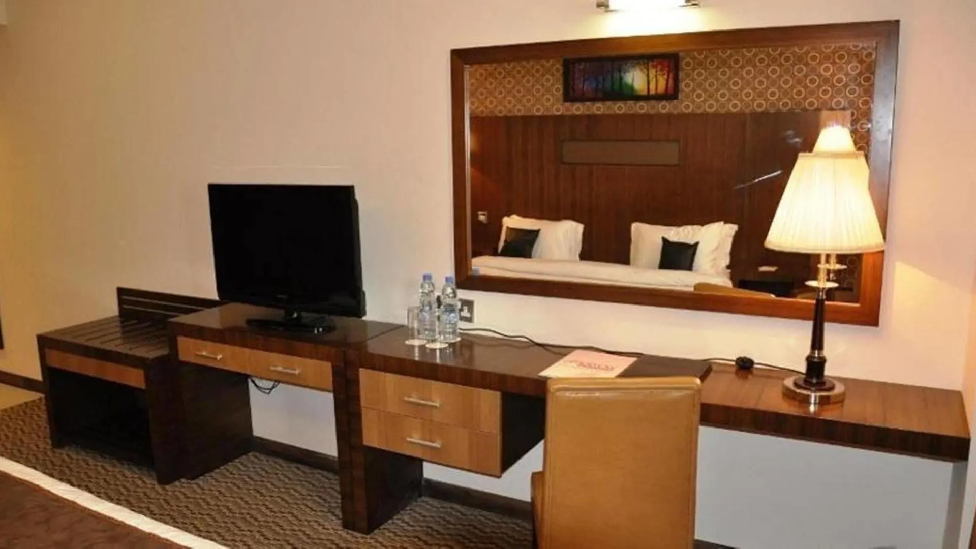 Fortune Plaza Hotel, Dubai Airport